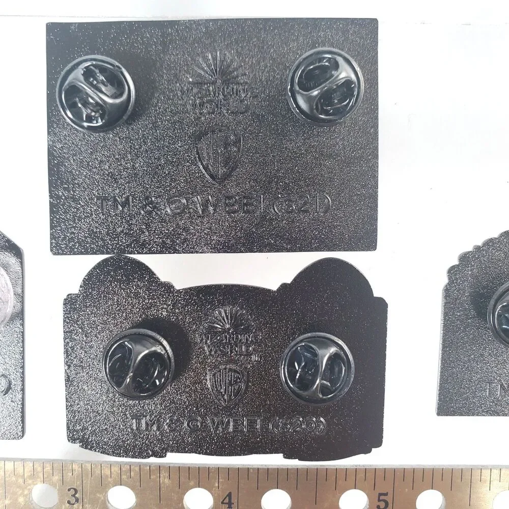 Harry Potter Enamel 5 Pin Set Magical Places Loot Crate 2021 Hogwarts Hogsmeade - Picture 10 of 12